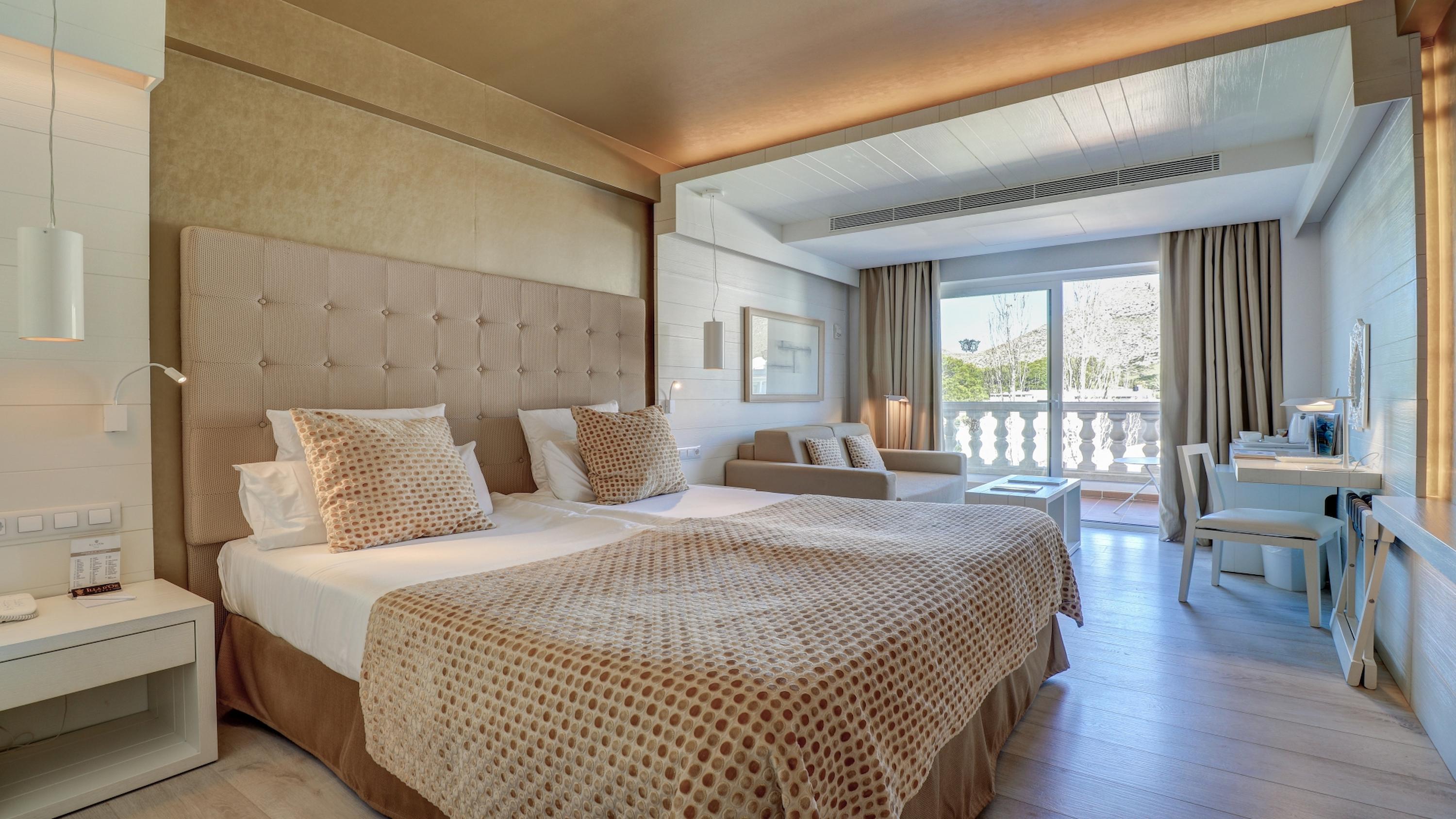 Hotel Illa D'Or & Club Apts 4* Sup Порт де Пойенса Екстериор снимка