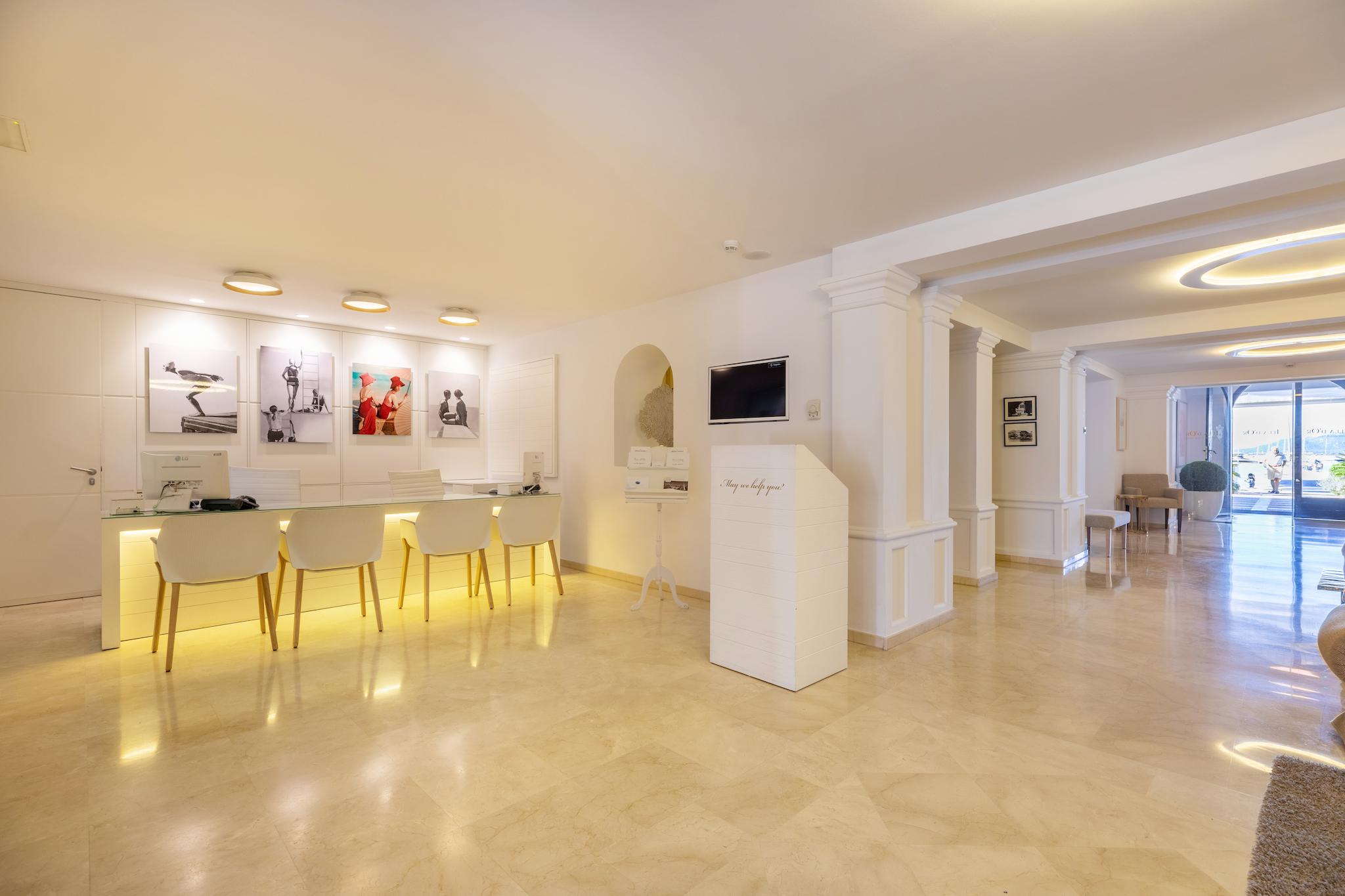 Hotel Illa D'Or & Club Apts 4* Sup Порт де Пойенса Екстериор снимка