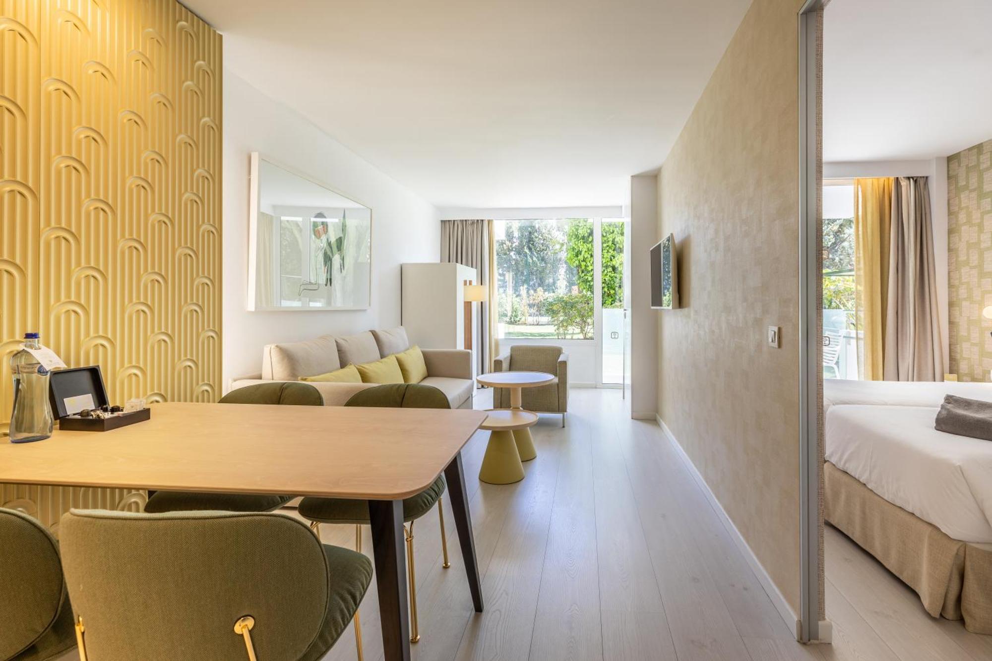 Hotel Illa D'Or & Club Apts 4* Sup Порт де Пойенса Екстериор снимка