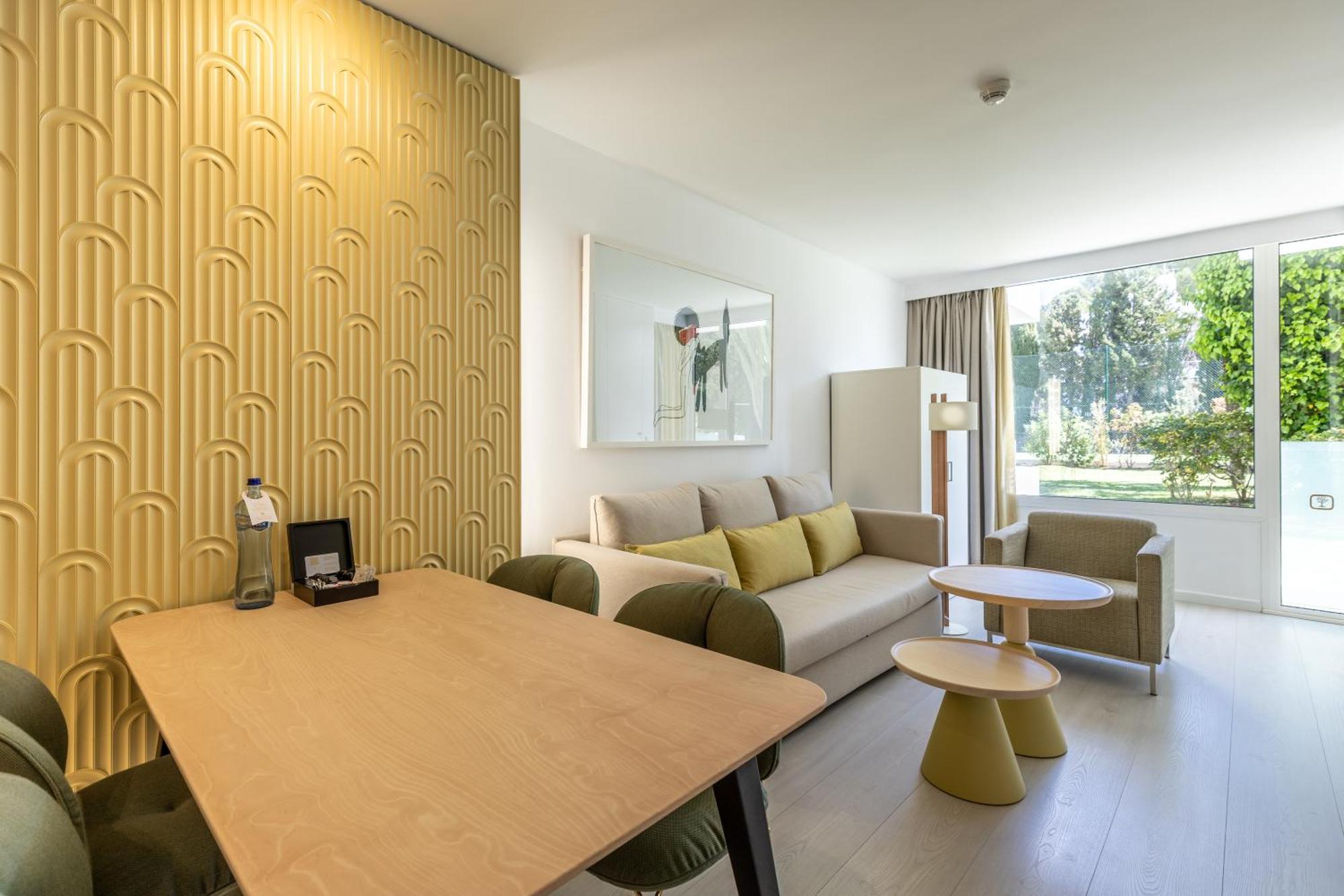 Hotel Illa D'Or & Club Apts 4* Sup Порт де Пойенса Екстериор снимка